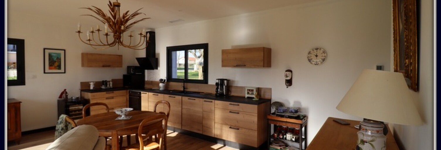 Maison 5 Pièces 116 m² à vendre à Saint-Trivier-de-Courtes (01560)