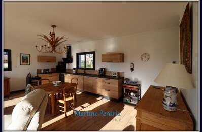 Maison à vendre 5 pièces SAINT TRIVIER DE COURTES (01) — photo du bien