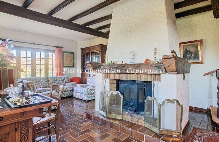 Maison à vendre - 7 pièces - 185 m² habitables - 326 m² au sol - 1359 m² de terrain - vue panoramique - COLLONGES SOUS SALEVE (74) — photo 3