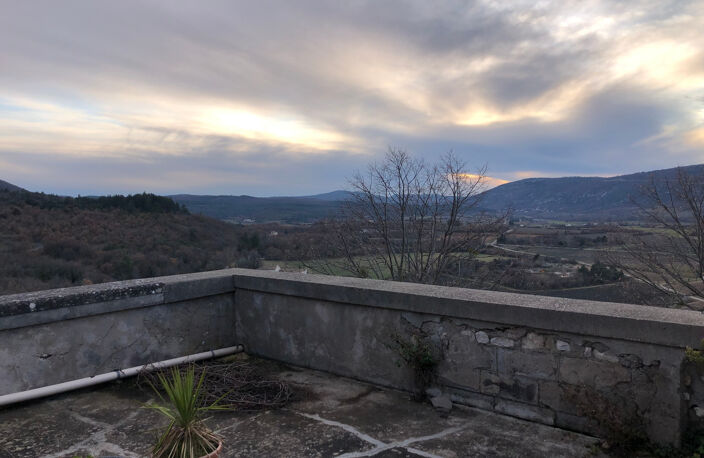 Maison de maître du XVIIe siècle à rénover - 250m2 - terrasse panoramique - 10 Pièces - 7 Chambres — photo 5