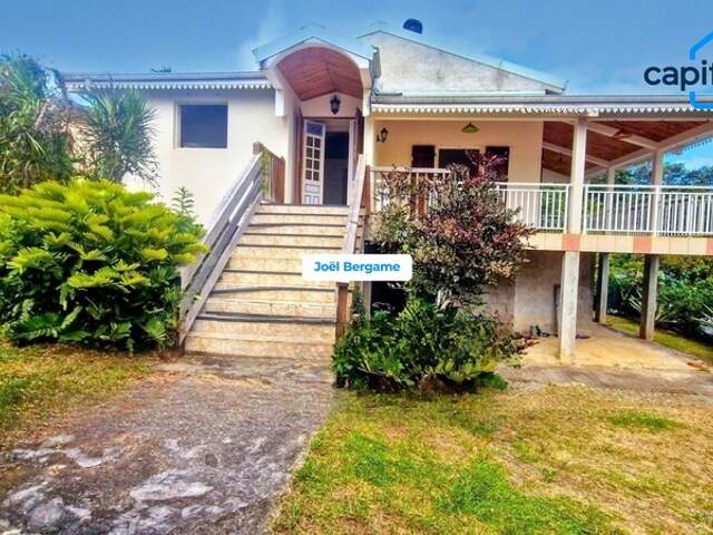 Vente spacieuse maison F5 dans zone pavillonnaire rurale au Lamentin (97232) — photo du bien