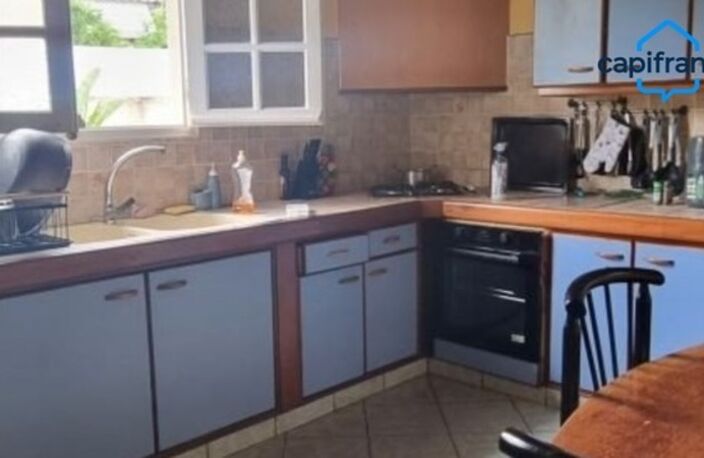 Vente spacieuse maison F5 dans zone pavillonnaire rurale au Lamentin (97232) — photo 5