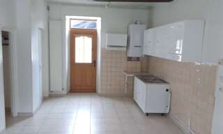 Maison 3 Pièces 75 m² à louer à Saint-Jean-les-Deux-Jumeaux (77660)