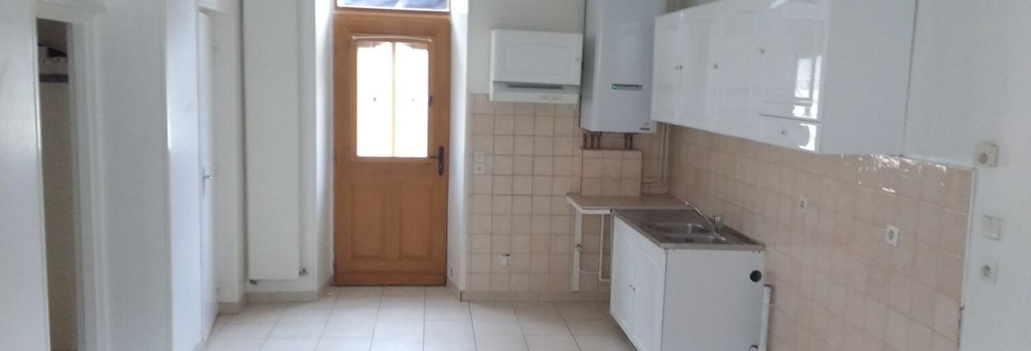 Maison 3 Pièces 75 m² à louer à Saint-Jean-les-Deux-Jumeaux (77660)