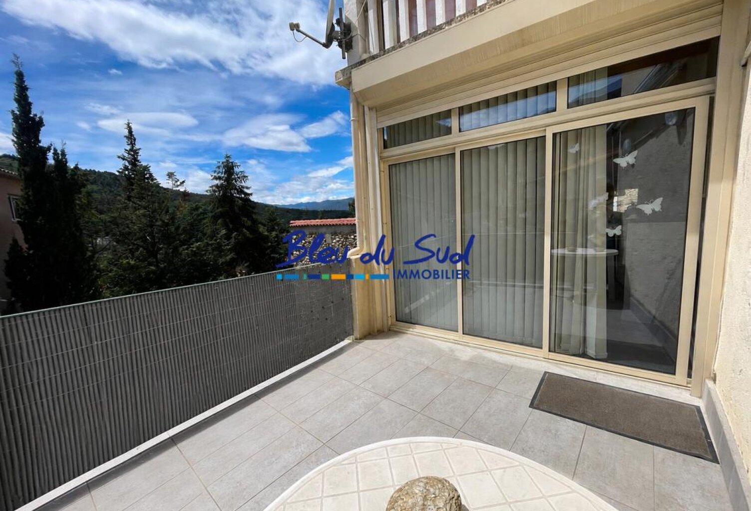 Appartement de type T2 bis avec terrasse, place de parking et ca — photo 1