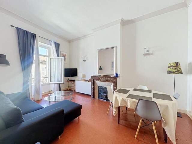 Appartement T3 -  À Louer - Avignon - Intra-Muros — photo du bien