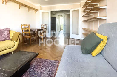 Appartement 3 pièces 876 €