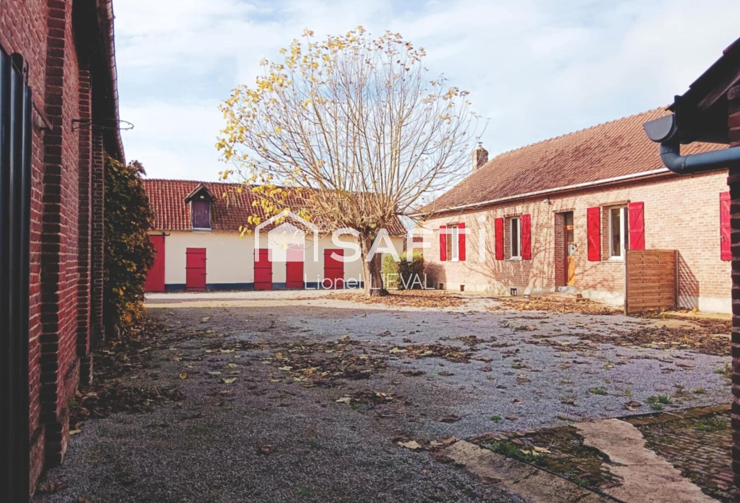 Magnifique corps de ferme — photo 1