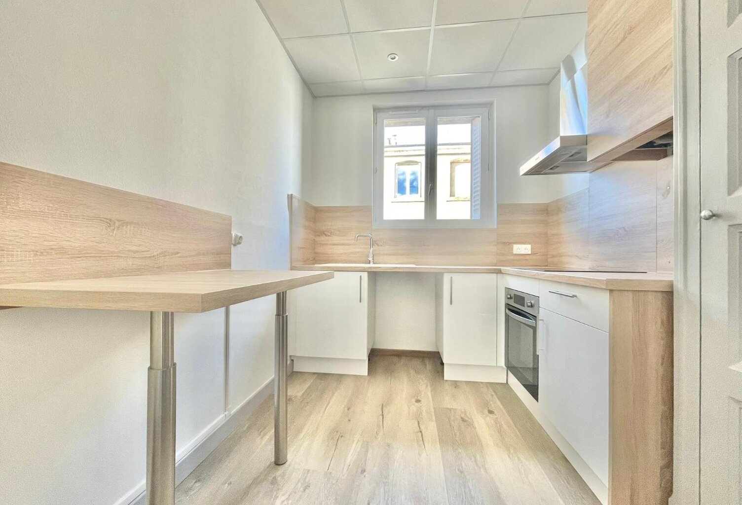 Location appartement 3 pièces 64 m² à Valence (26000) — photo 1