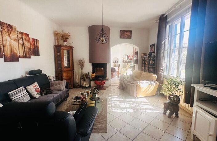 FERME MAISON VIGNERONNE 300M² 6/7 CHAMBRES 14 PIECES TERRAIN 1263M² GARAGE PISCINE — photo 5