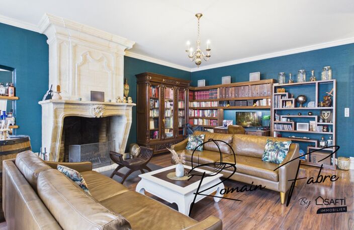 Maison en pierre d'exception de 12 pièces avec 8 chambres au coeur de Laruscade et très grande dépendance — photo 2