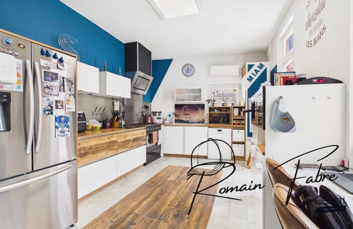 Maison en pierre d'exception de 12 pièces avec 8 chambres au coeur de Laruscade et très grande dépendance — photo 5