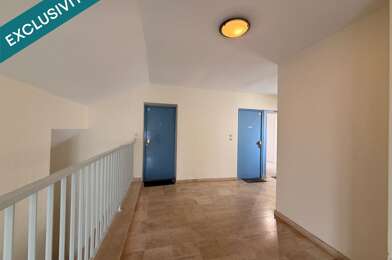 Appartement 5 pièces 220000 €
