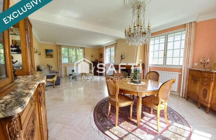 De la surface (189 m²) et des dépendances (62 m²). — photo 2