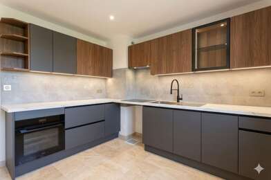 Appartement 4 pièces 210500 €