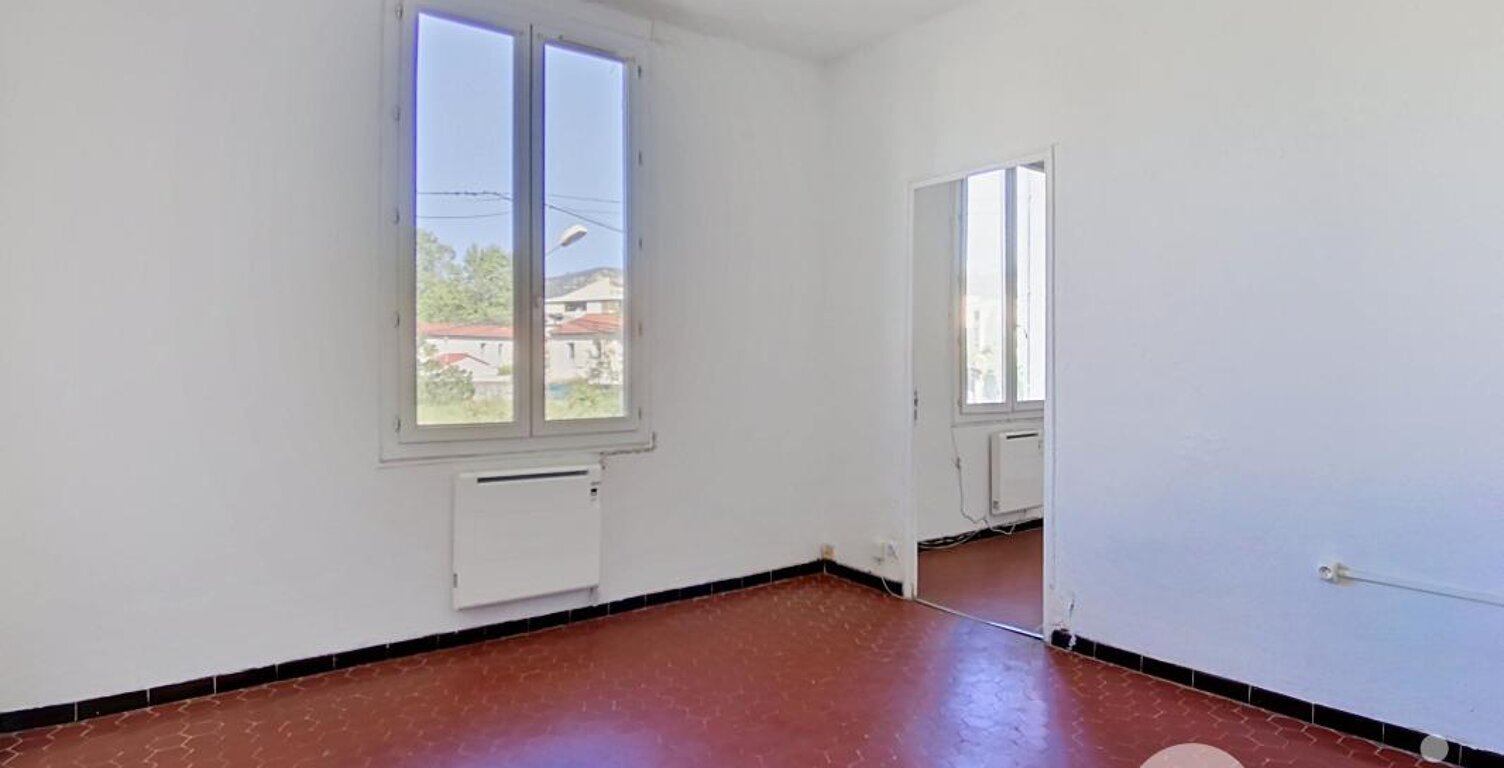 Appartement de type 2 à vendre, sur le secteur de Toulon Ouest, à proximité des Routes, faibles charges de copropriété — photo 1
