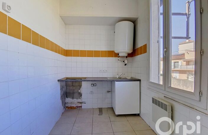 Appartement de type 2 à vendre, sur le secteur de Toulon Ouest, à proximité des Routes, faibles charges de copropriété — photo 2