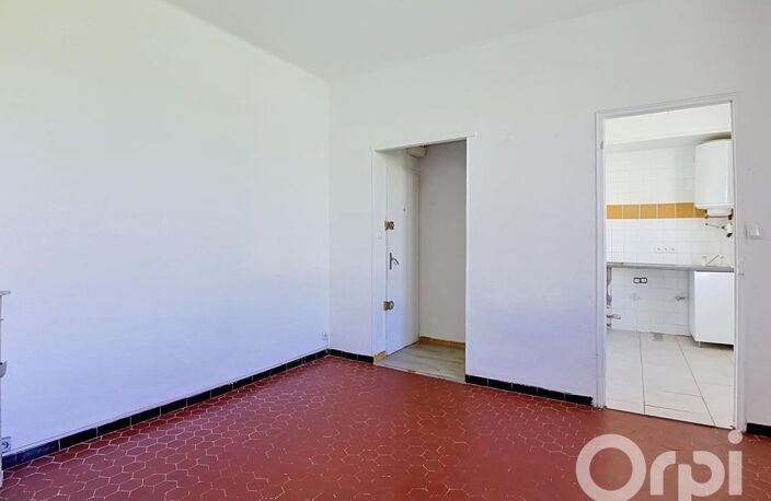Appartement de type 2 à vendre, sur le secteur de Toulon Ouest, à proximité des Routes, faibles charges de copropriété — photo 3