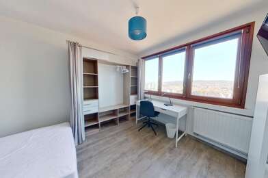 Appartement 5 pièces 400 €