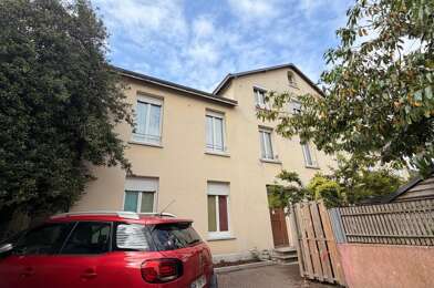 Appartement 4 pièces 795 €
