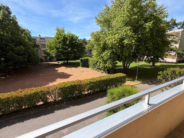 exclusivité Appartement T4  de 79 m2 avec séjour double — photo du bien