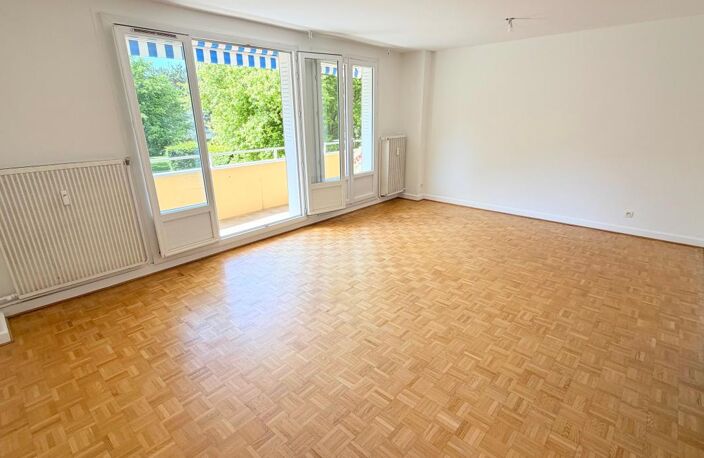 exclusivité Appartement T4  de 79 m2 avec séjour double — photo 2
