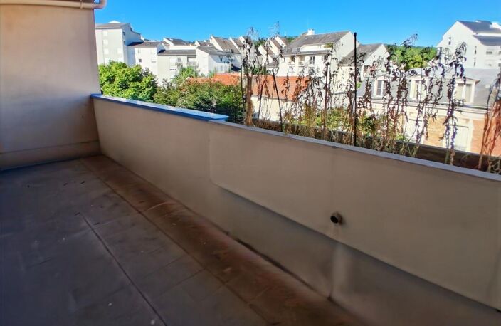 Appartement À Vendre centre ville F3 balcon et box — photo 4
