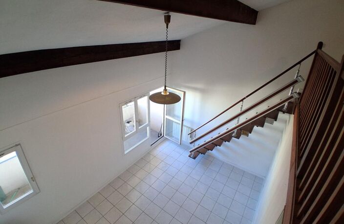 Appartement À Vendre centre ville F3 balcon et box — photo 5