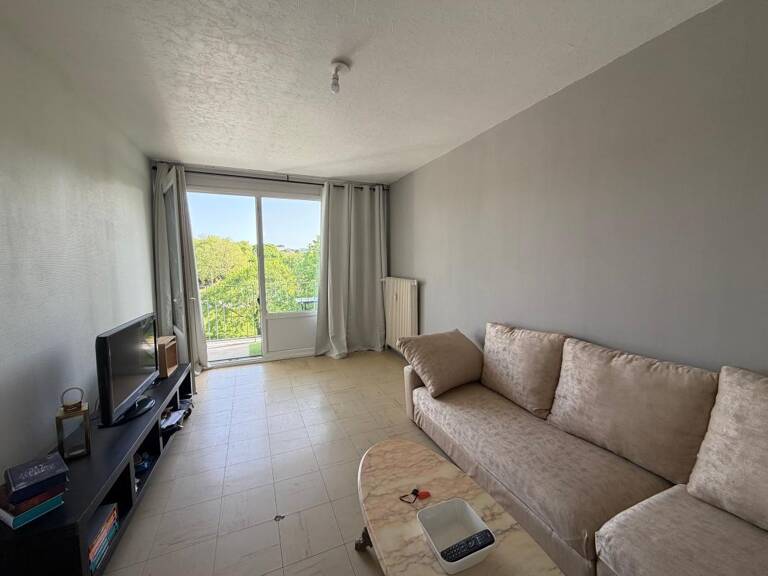 Appartement À Vendre — photo 1