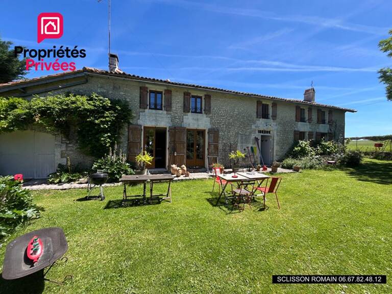 Charentaise Berneuil - 186 m2 - 3 chambres - jardin arboré - PRIX 228 778 HAI — photo 1