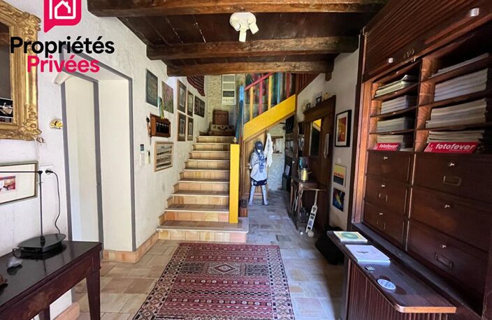 AUTHENTIQUE CHARENTAISE ? 186 m² ? 3 CHAMBRES ? TERRAIN ARBORÉ — photo 2