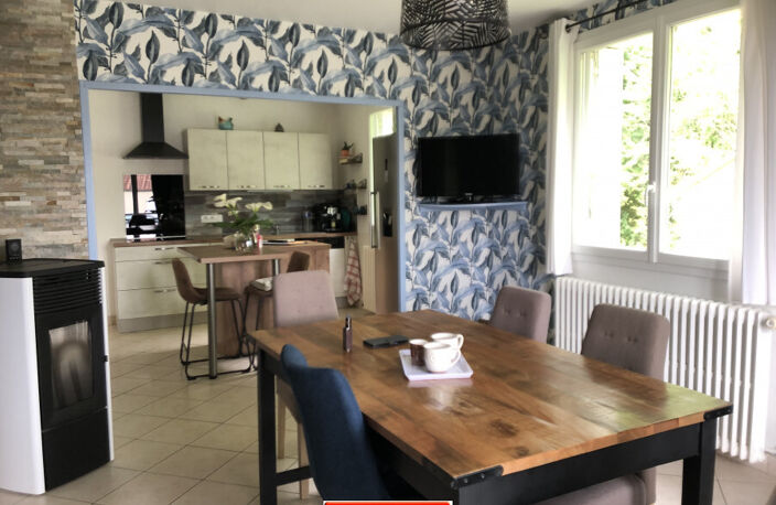 Vente maison 5 pièces 113 m² Saint-Mesmin (85700) — photo 2
