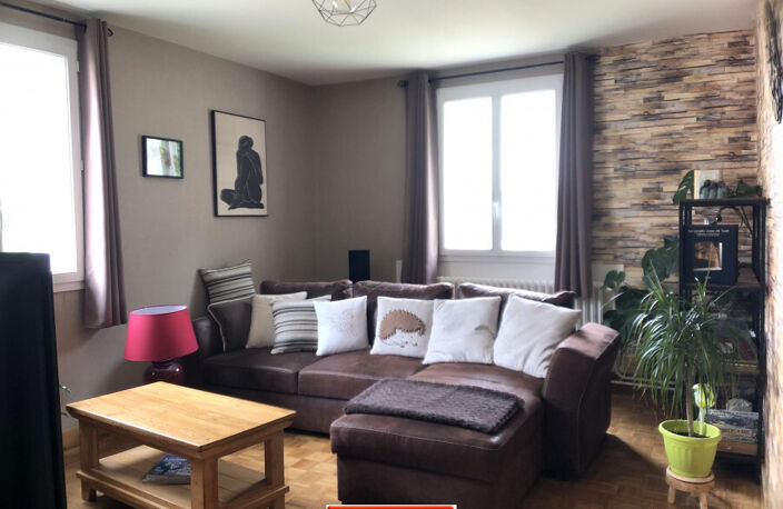 Vente maison 5 pièces 113 m² Saint-Mesmin (85700) — photo 5
