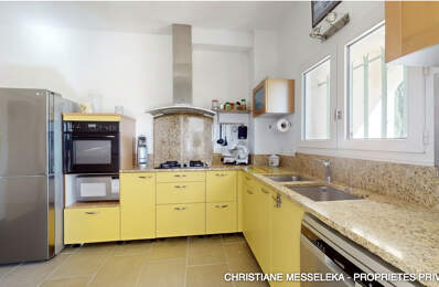Villa avec vue panoramique sur le golf  - 197 m² de surfaces utiles - Piscine et vaste sous-sol — photo du bien