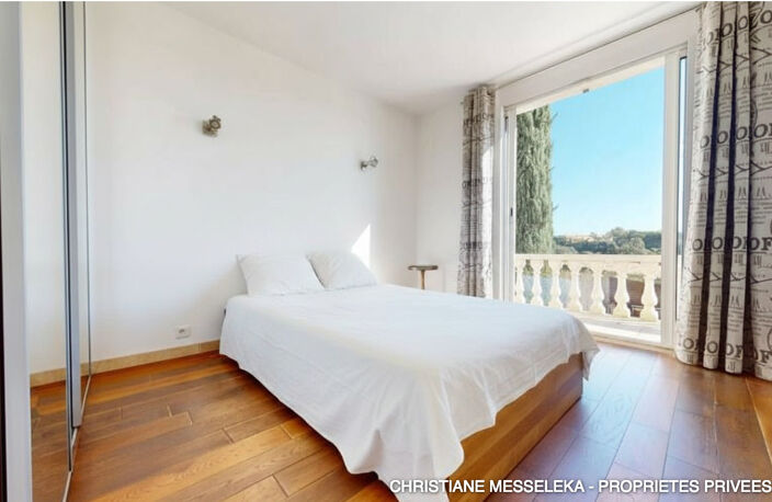 Villa avec vue panoramique sur le golf  - 197 m² de surfaces utiles - Piscine et vaste sous-sol — photo 5