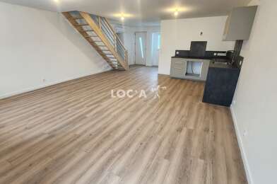 Maison 6 pièces 1650 €