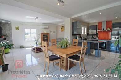 Appartement 5 pièces 243000 €