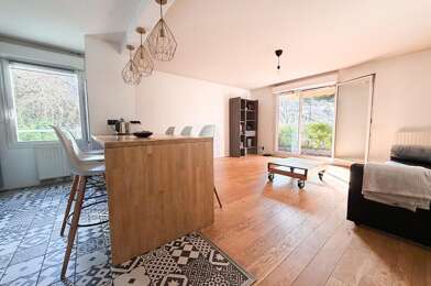 Appartement 4 pièces 273000 €