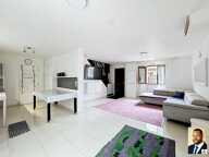 Quartier des Fleurs- Maison 7 pièces sur 325m² de terrain — photo 3