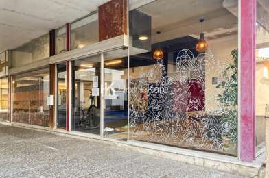 Commerce  299000 €