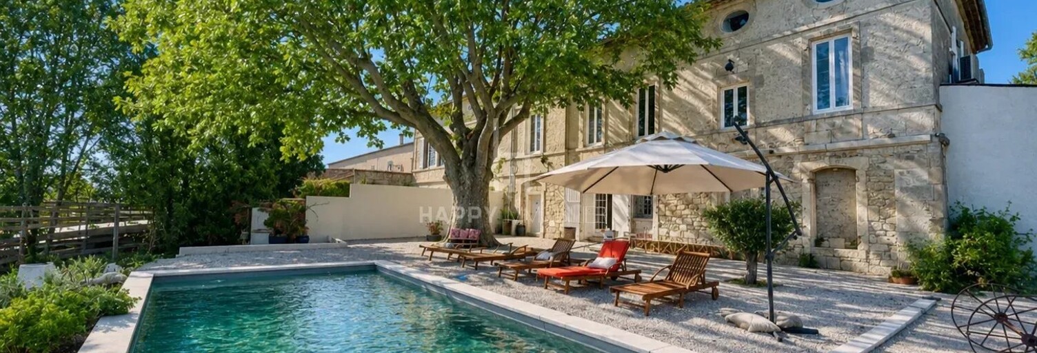 Maison 8 Pièces 400 m² à vendre à Arles (13200)