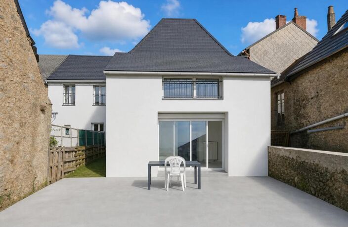 Immeuble rénové loué avec jardin à Château-Chinon — photo 2