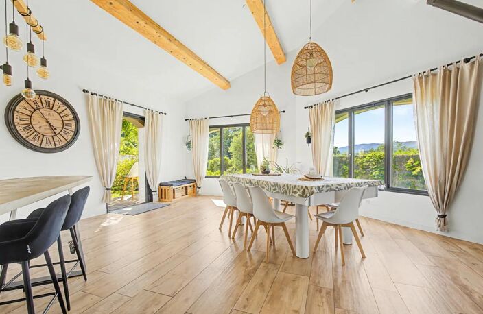 Superbe bastide de 217 m² avec piscine à Grambois — photo 4
