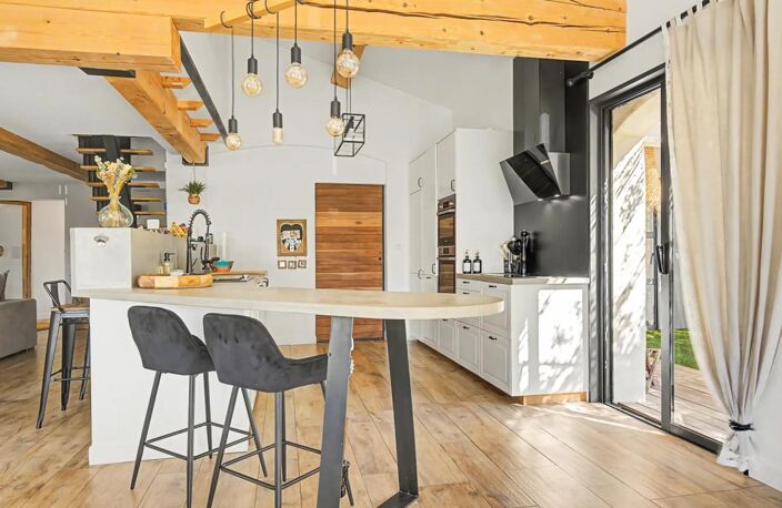 Superbe bastide de 217 m² avec piscine à Grambois — photo 5