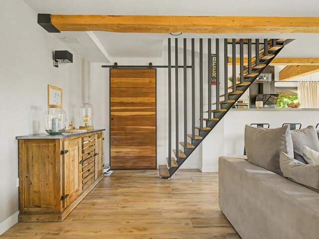 Superbe bastide de 217 m² avec piscine à Grambois — photo du bien