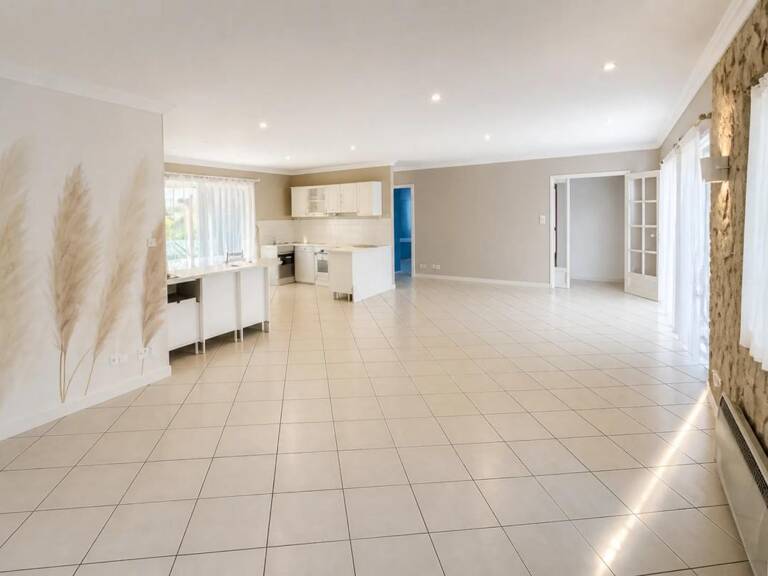 Maison plain-pied 120 m² avec jardin à Saint-Exupéry — photo 1