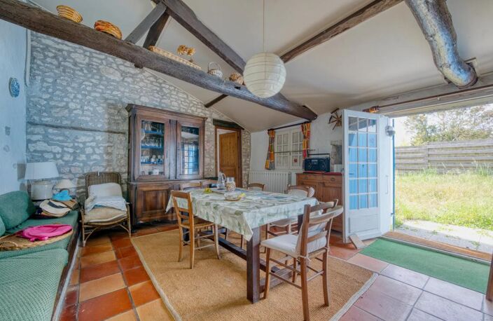 Authentique maison charentaise de 180 m² habitables avec piscine — photo 4