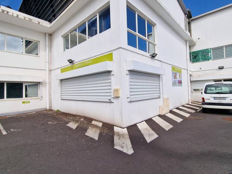 BUREAUX DE 110 M2 MOULIN JOLI LA POSSESSION — photo 1