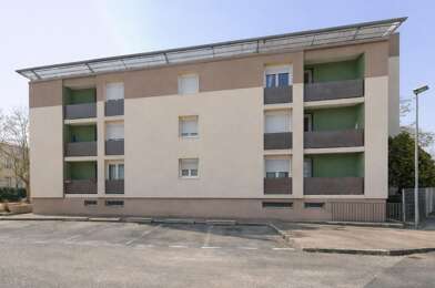 Appartement 3 pièces 651 €