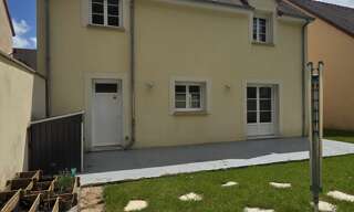 Maison 5 Pièces 137 m² à louer à Fontaine-la-Guyon (28190)
